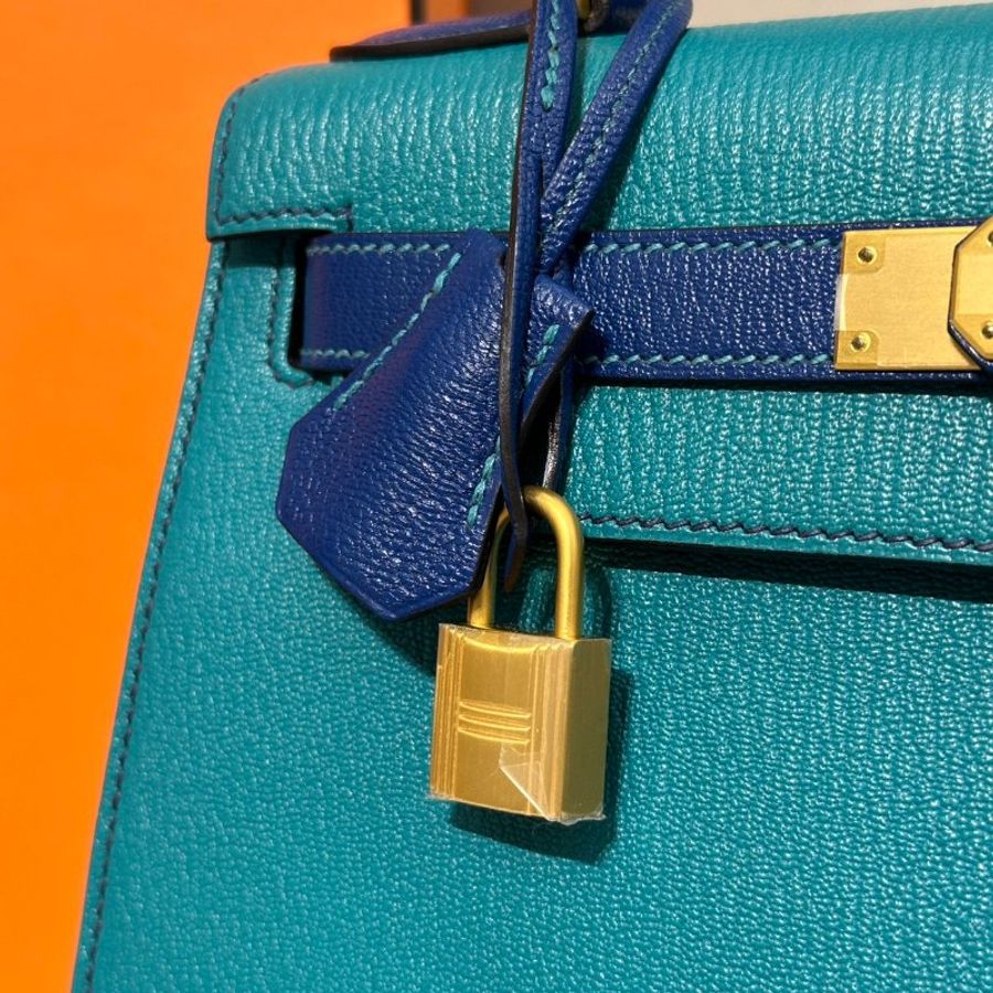 HERMES Kelly 28 - Bleu Paon/Bleu Electrique 孔雀藍拚電光藍金 A-8