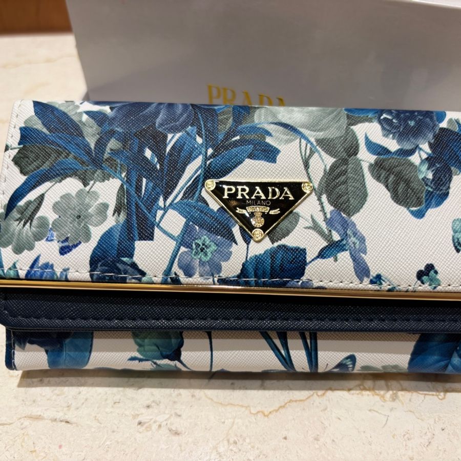 Prada 長夾-1