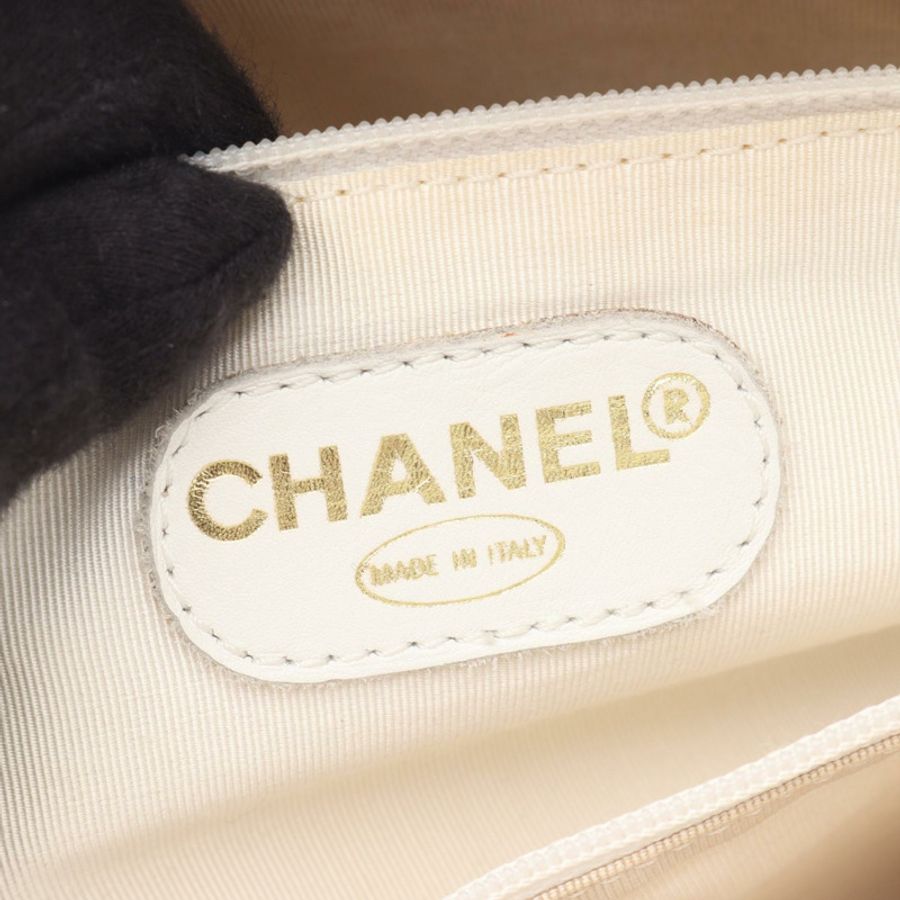 香奈兒 (CHANEL) Logo 鏈條肩背手提包,粒面小牛皮,白色,二手,金色五金-3