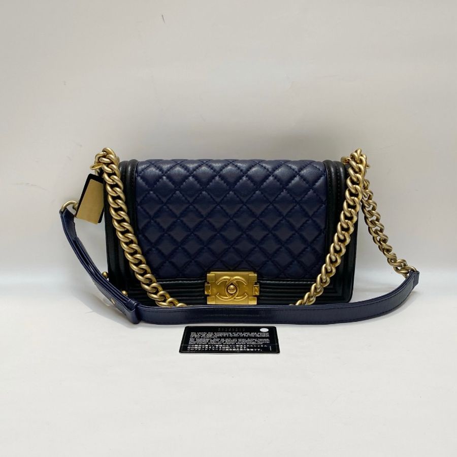 CHANEL香奈儿leboy海军蓝拼黑金扣中号25*15*7-0