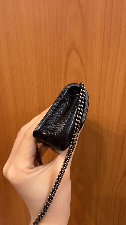 YSL 黑油蠟牛皮黑釦迷你斜背包-3