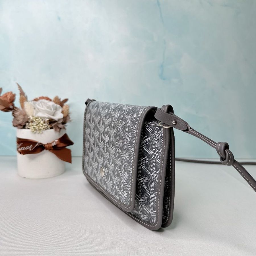 GOYARD 全新Plumet灰色信封斜背包-2
