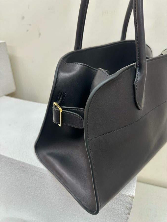 全新閑置The row Margaux Shoulder 12 馬鞍皮 金扣 手提單肩袋包黑色black-1