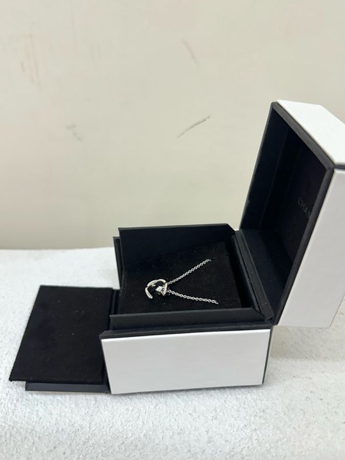 99新 Chanel Coco Crust銀色頸水冰 月鑽石18K 項鍊-2