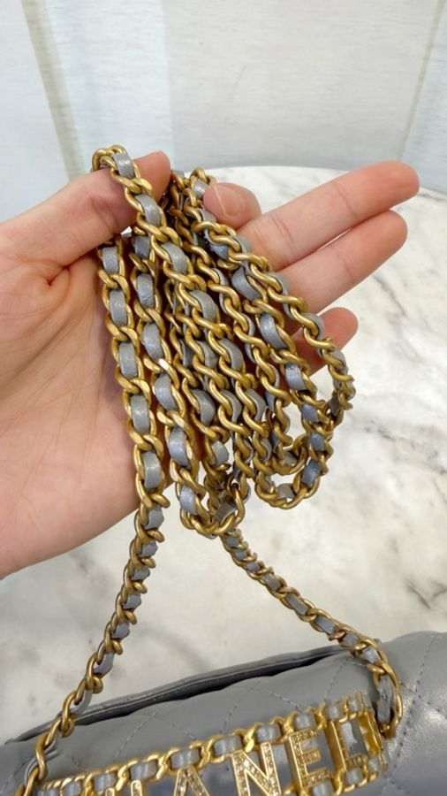 Chanel 珠光淺灰羊皮19 Handle手提斜背WOC AP3664-17