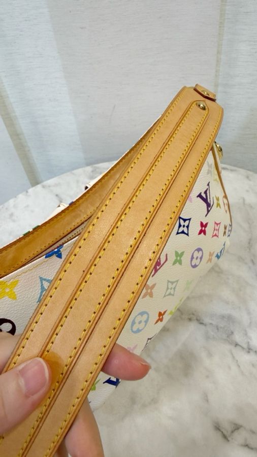 LV 白彩金釦翻蓋口袋手提肩背包M40053-10