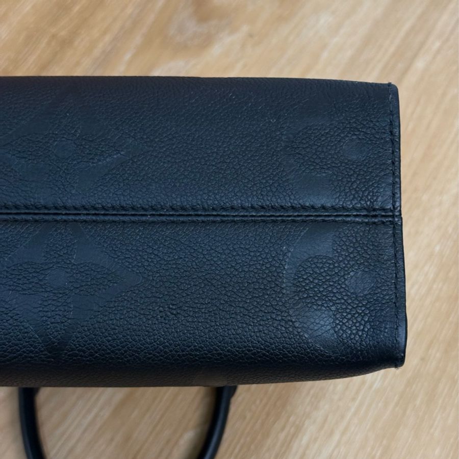 Lv on the go PM 全牛皮壓紋黑色 小號✨最新晶片款-4