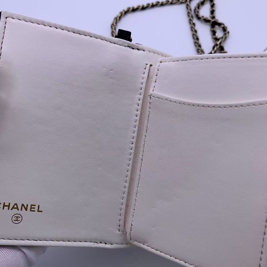 Chanel香奈兒 秋冬蝴蝶結書本鏈條卡包 黑色 羊皮材質 芯片款 可斜挎單肩 尺寸 :7.5×11-10