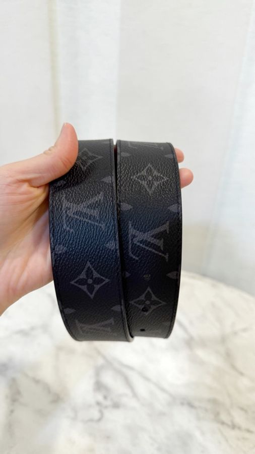 LV 黑灰原花黑牛皮Initials雙面用皮帶M0157V-7
