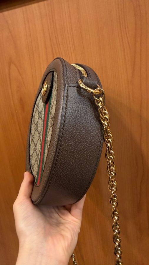 GUCCI PVC卡牛皮金釦斜背圓餅包-2
