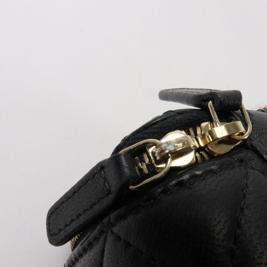 CHANEL 羊皮皮革Mini Vanity Case With Gold Ball鏈帶肩背袋-15