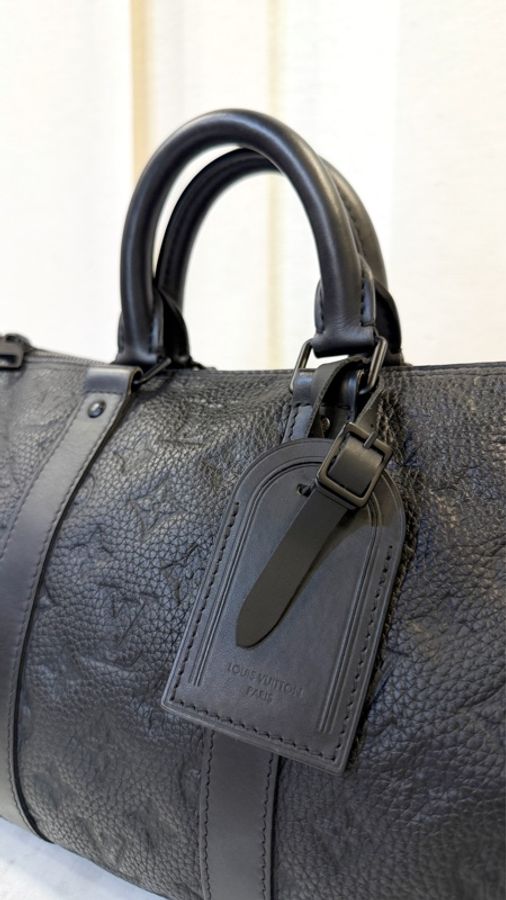 LV 黑牛皮壓紋Keepall 35手提斜背波士頓包M22765-1