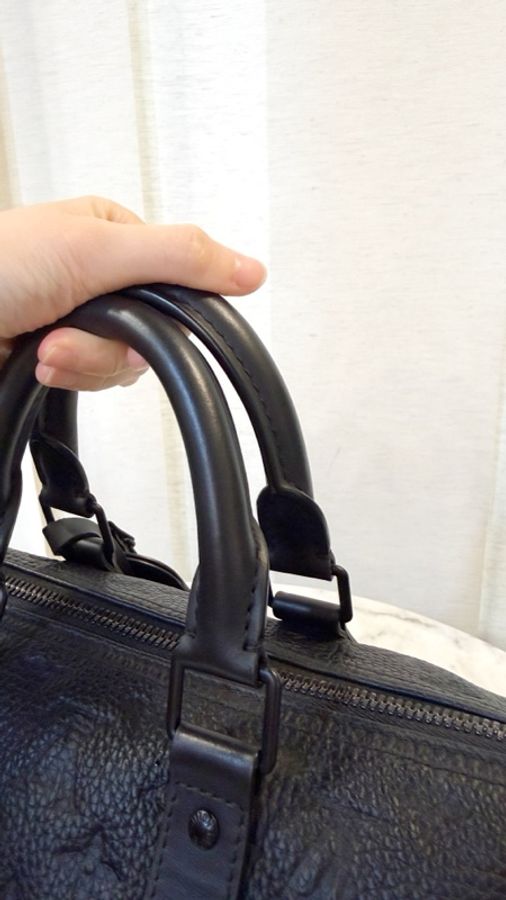 LV 黑牛皮壓紋Keepall 35手提斜背波士頓包M22765-6