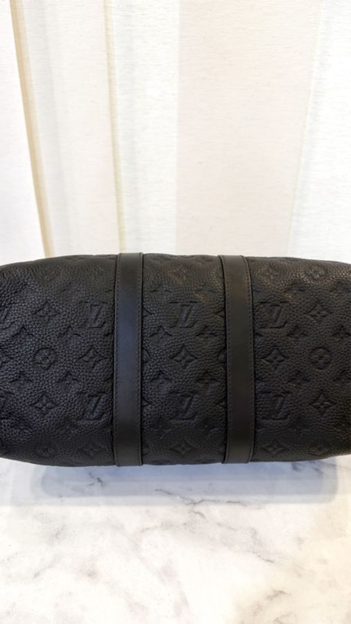 LV 黑牛皮壓紋Keepall 35手提斜背波士頓包M22765-7