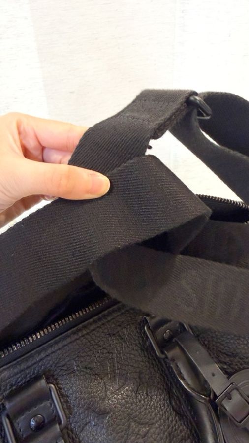 LV 黑牛皮壓紋Keepall 35手提斜背波士頓包M22765-16