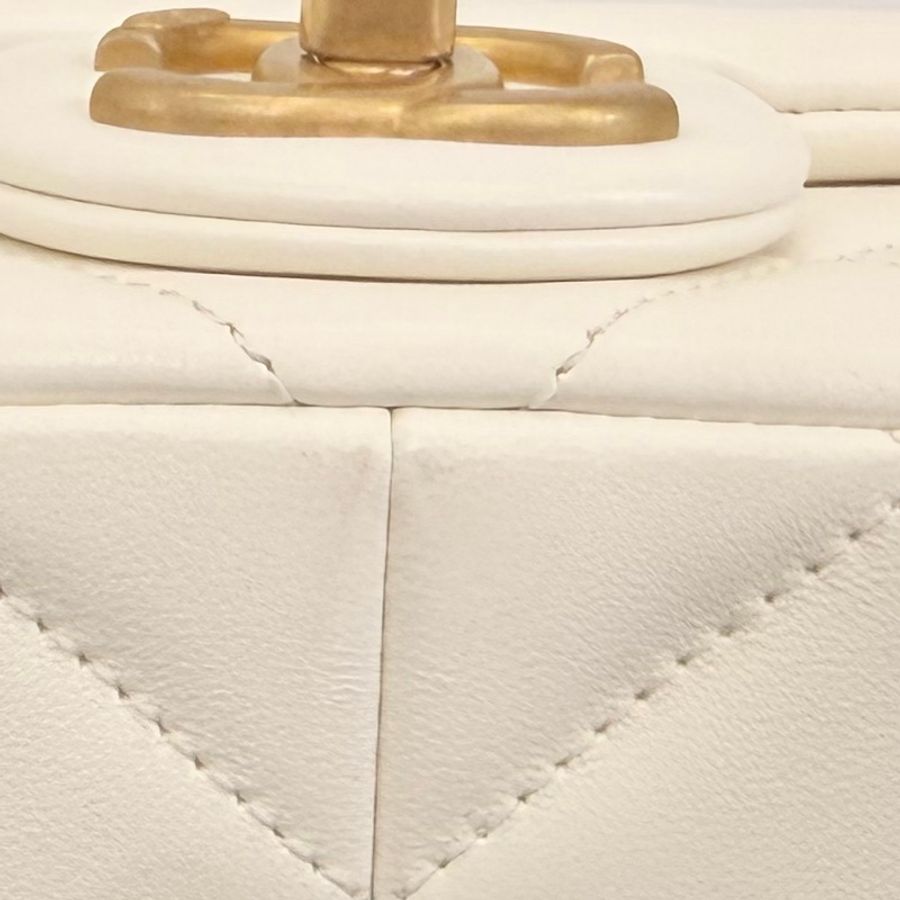 Chanel cf大mini 白羊皮金釦珍珠調節肩斜背包-44