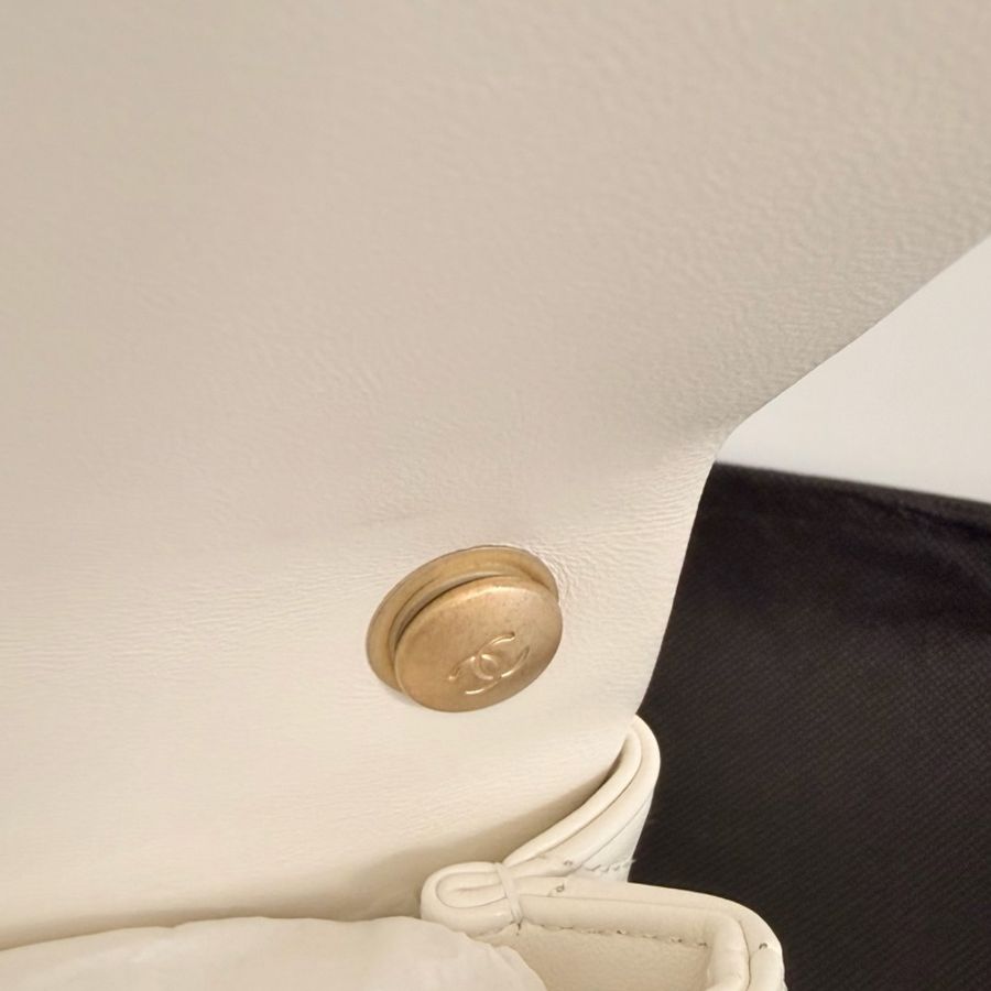 Chanel cf大mini 白羊皮金釦珍珠調節肩斜背包-46