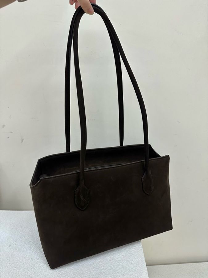 全新閑置 the row Terrasse 長管狀肩帶 小牛皮 單肩包 深棕色-0