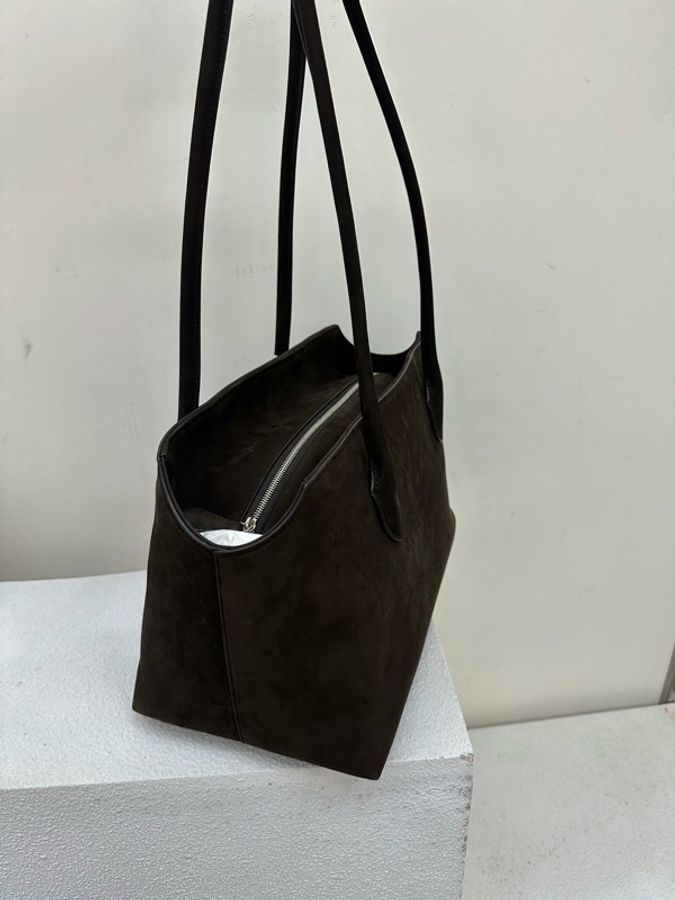 全新閑置 the row Terrasse 長管狀肩帶 小牛皮 單肩包 深棕色-2