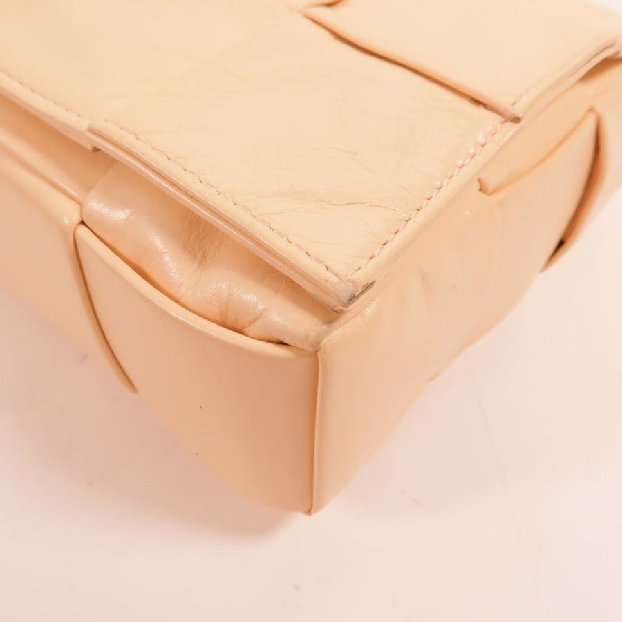 BOTTEGA VENETA 羊皮皮革Cassette Bag肩背袋-11