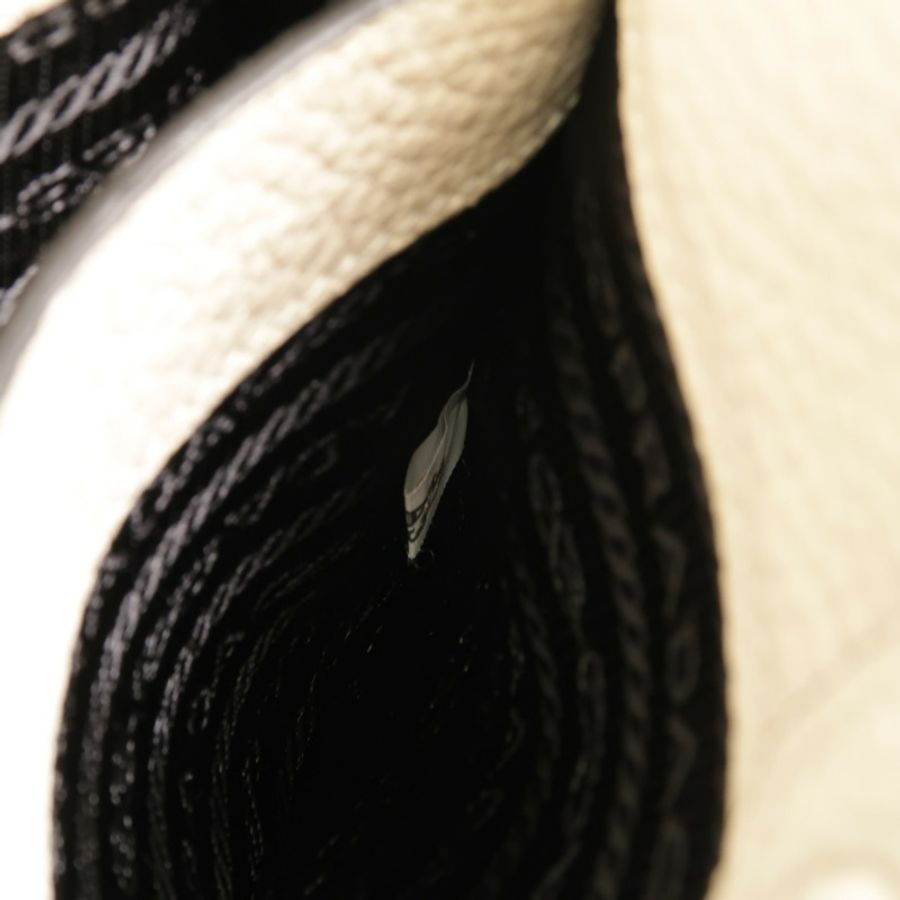 PRADA 牛皮皮革Vitello Daino Leather肩背袋-9