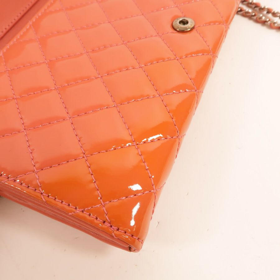 CHANEL 漆皮皮革Wallet On Chain肩背袋-14