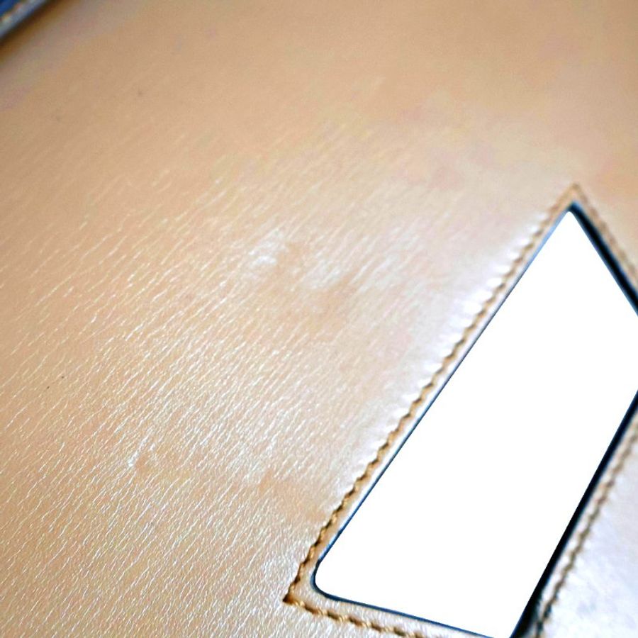 金鐸精品~2555 LOEWE羅威 Barcelona巴賽隆納中號粉裸色小牛皮金扣側肩背包-9
