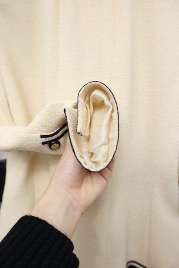 Chanel 95年芭比系列秀款黑白四口袋外套FR40-6