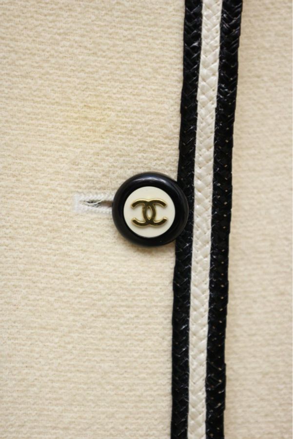 Chanel 95年芭比系列秀款黑白四口袋外套FR40-13