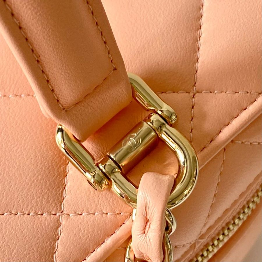 CHANEL 粉色 羊皮 金鍊 直式 手提 斜背 化妝箱 AS2362-7