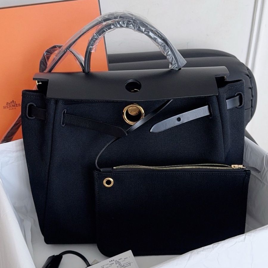 【全新品】愛馬仕 Hermes 黑金Herbag31 Y刻 金扣 內縫 全膜-0
