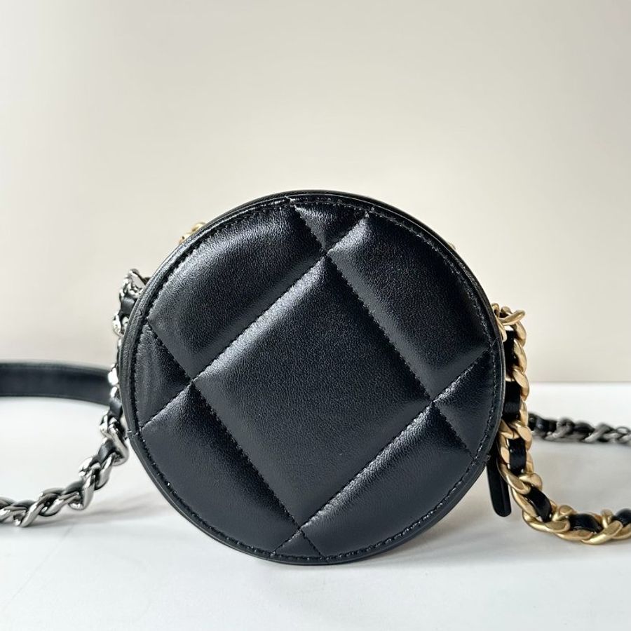 CHANEL 19系列 黑色 羊皮 金釦 雙色鍊 圓餅 斜背包 AP0945 現貨-1