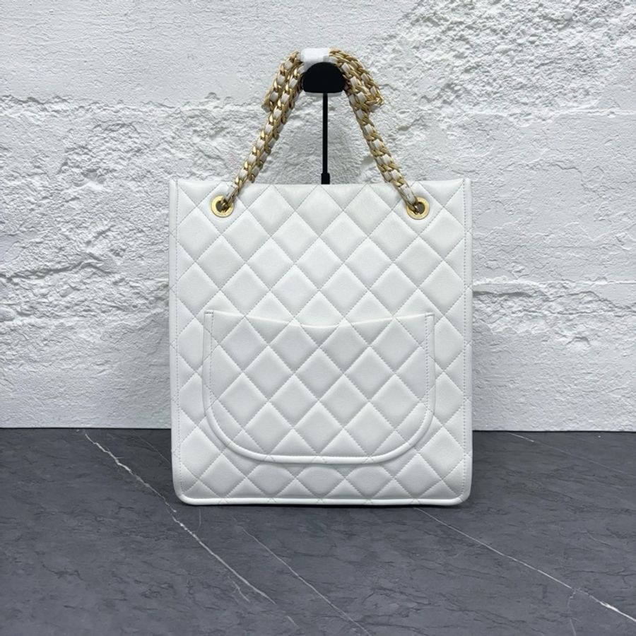香奈兒 白雪公主荔枝皮金色五金購物袋tote 31開 尺寸:30*33.5*10-4