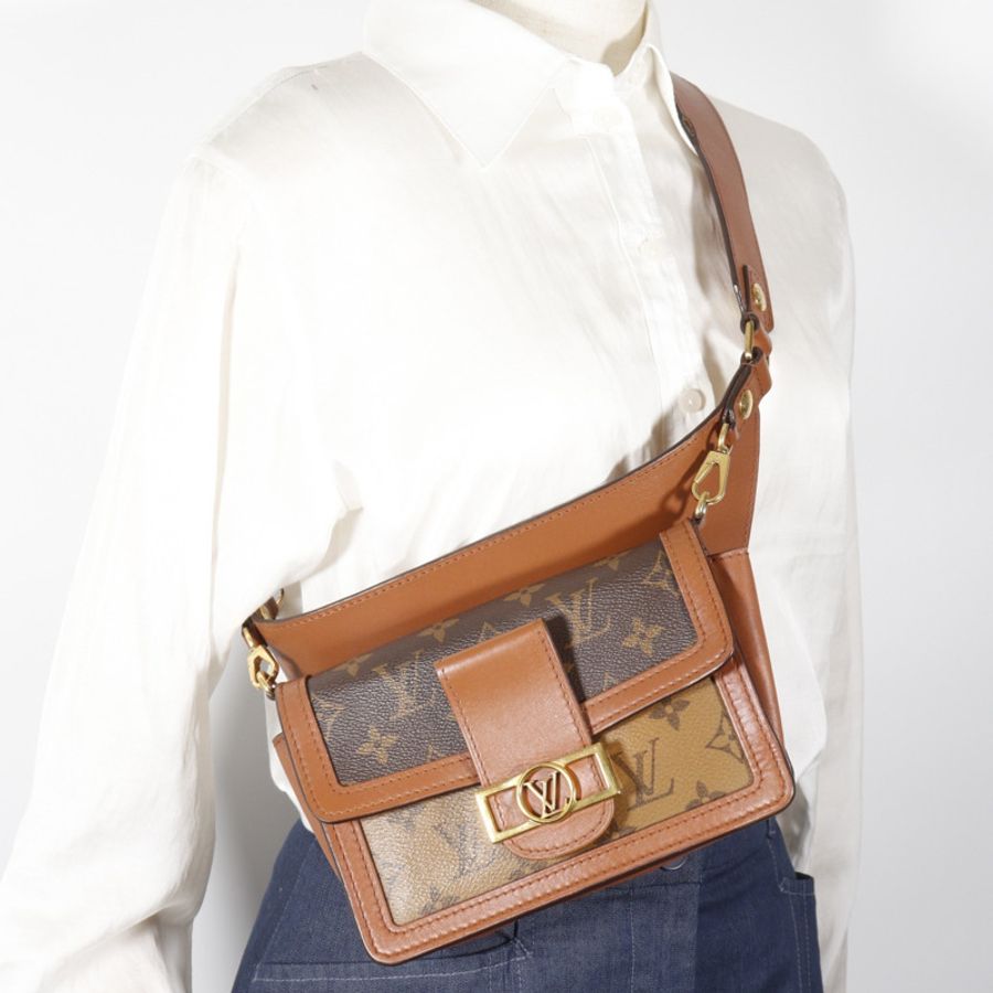 Louis Vuitton Daufine 腰包,Monogram Reverse,2-Way Clutch,M44586,帆布,2018 款,棕色,GI4198,2 Way,磁扣,女士。-17