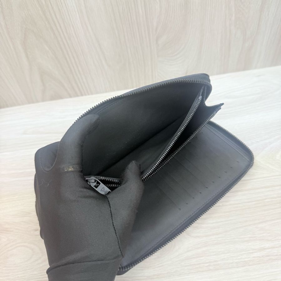 Lv黑Aerogram粒面小牛皮拉鏈長夾-15