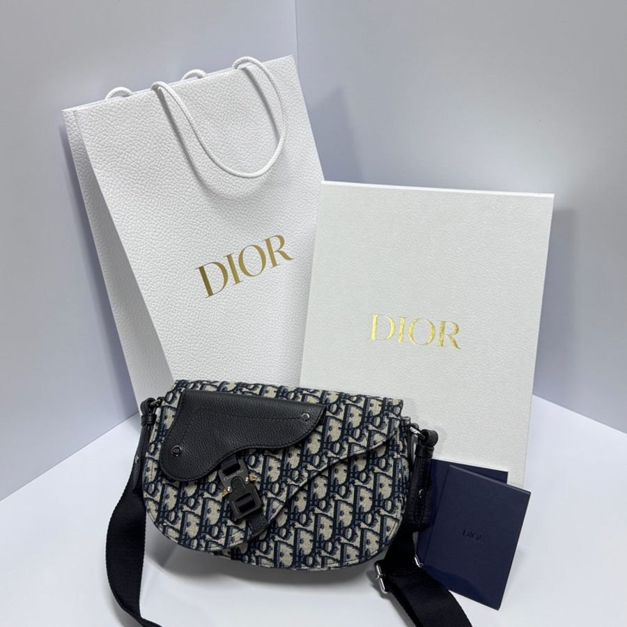 (完全全新品🆕) DIOR saddle 迪奧馬鞍老花 郵差包 專櫃91,000-1