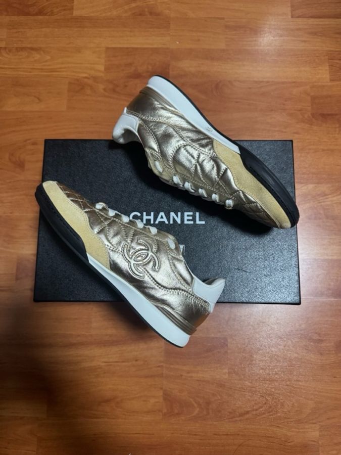 Chanel正品德訓鞋香奈兒金色雙C徽標運動鞋 女款 36碼-5