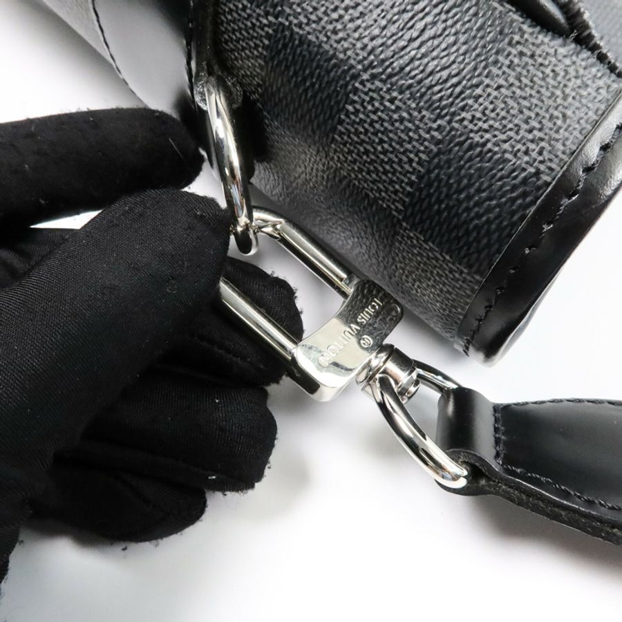 LOUIS VUITTON Damier Graphite Tadao MM銀扣手挽肩背兩用袋-6