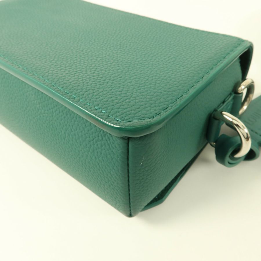 LOUIS VUITTON Taurillon Fastline Messenger Mini Aerogram Collection肩背袋-12