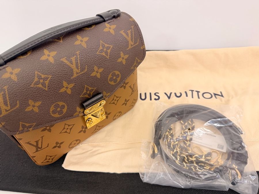 LV雙色原花金釦pochette métis 肩背、後背包-0