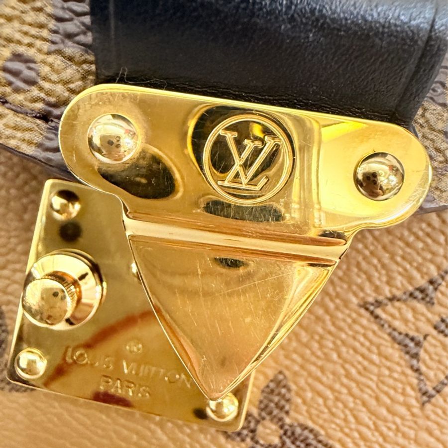 LV雙色原花金釦pochette métis 肩背、後背包-29