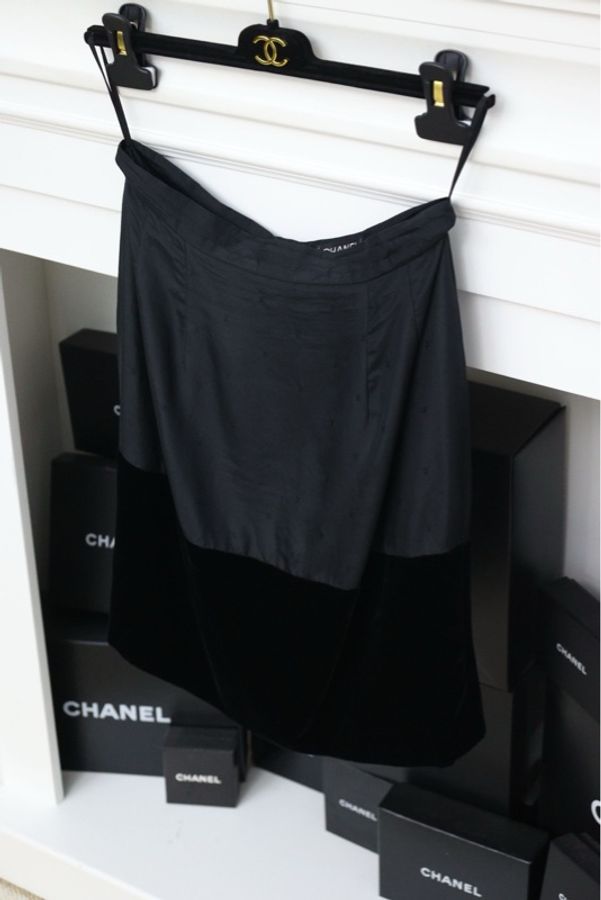 Chanel 93年秋冬秀款黑金丝绒双排扣套装-11