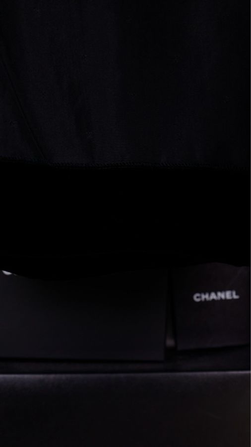 Chanel 93年秋冬秀款黑金丝绒双排扣套装-17