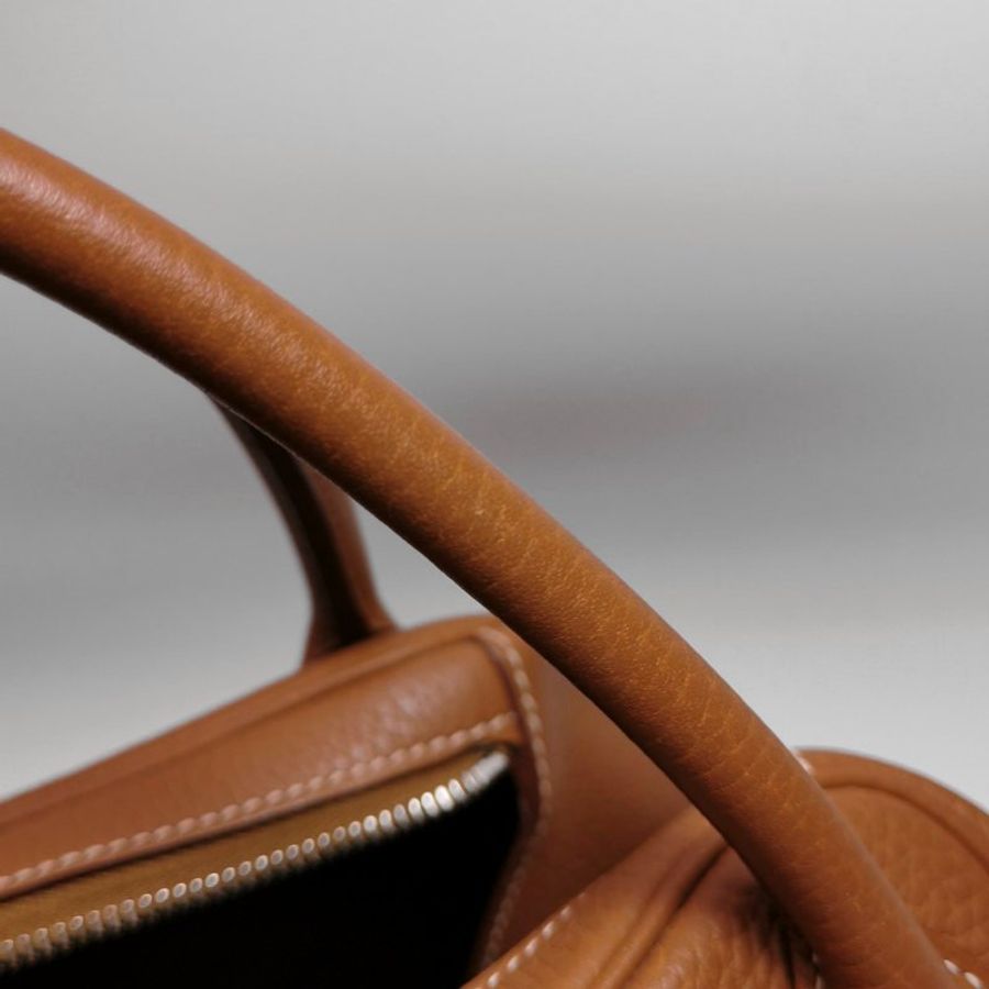 Hermes Lindy30旋扣單肩包Clemence(TC)牛皮銀扣37金棕框R刻-19