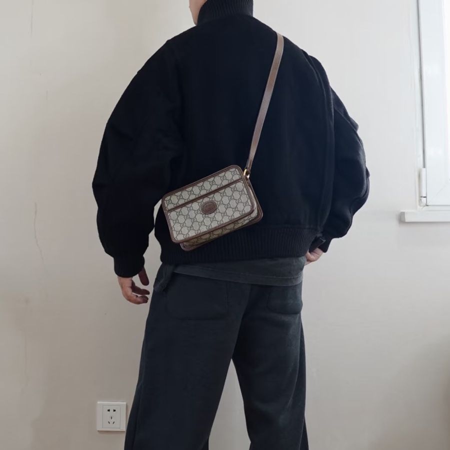 GUCCI古馳焦糖色老花帆布相機包Gucci復古單品🛵-3