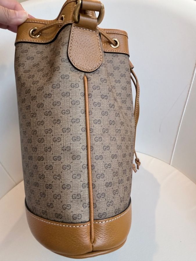 Gucci✨Disney迪士尼米奇老花水桶包斜背包-3