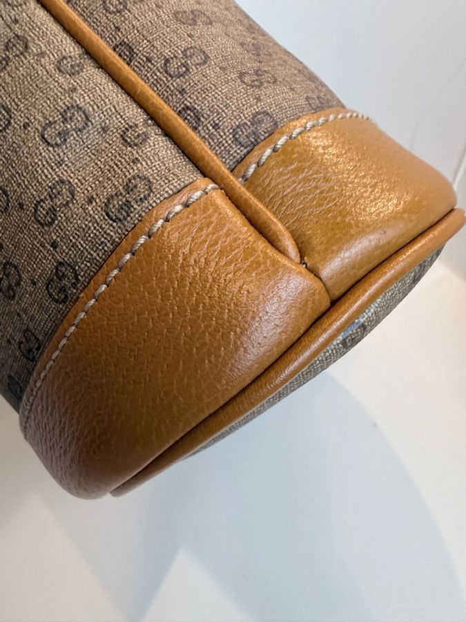 Gucci✨Disney迪士尼米奇老花水桶包斜背包-13