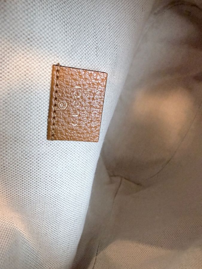 Gucci✨Disney迪士尼米奇老花水桶包斜背包-24