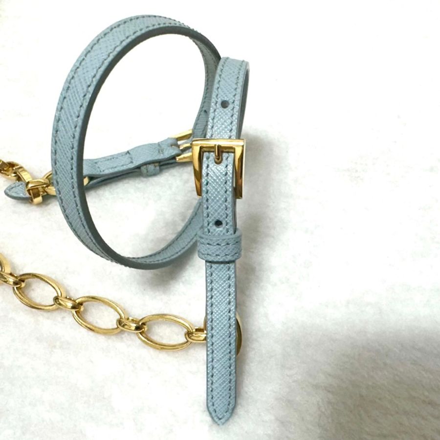 PRADA SAFFIANO 霧霾藍 WOC 金鏈 相機包-29