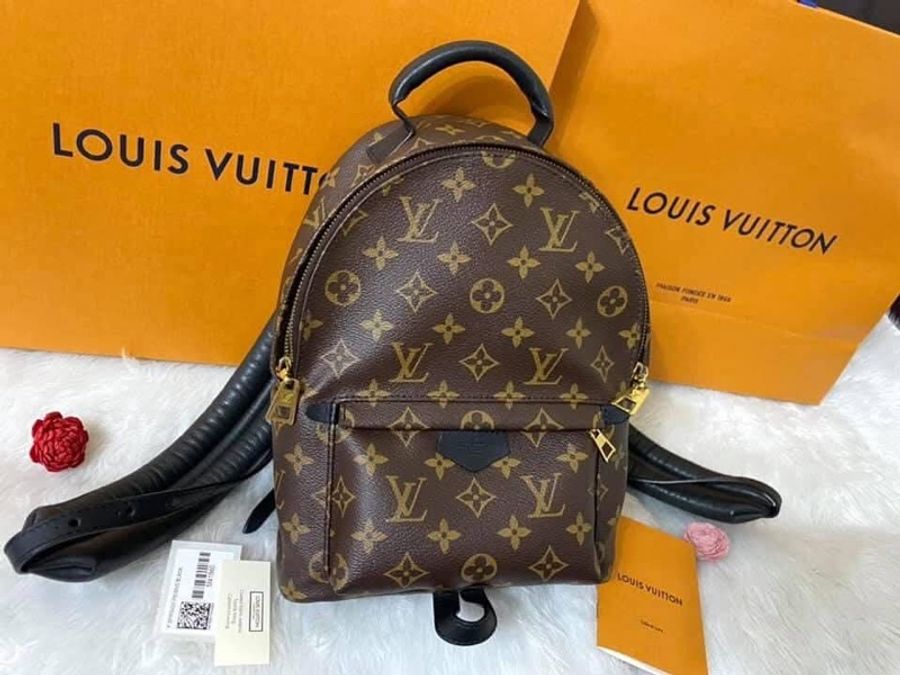 LV經典老花❤️後背包 型號:M44871-5